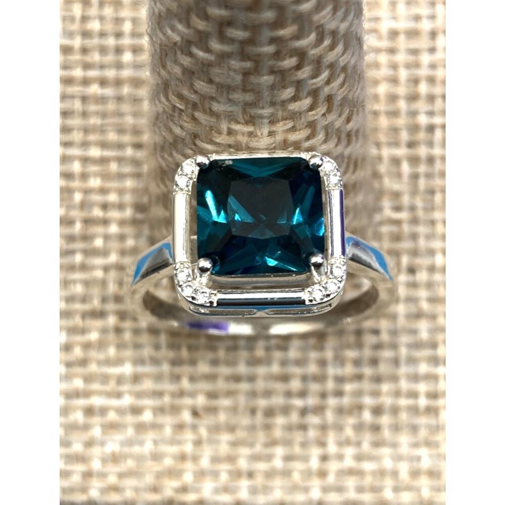 Blue Square Prong Set Silver Overlay Ring Made with SWAROVSKI Elements Sz 7